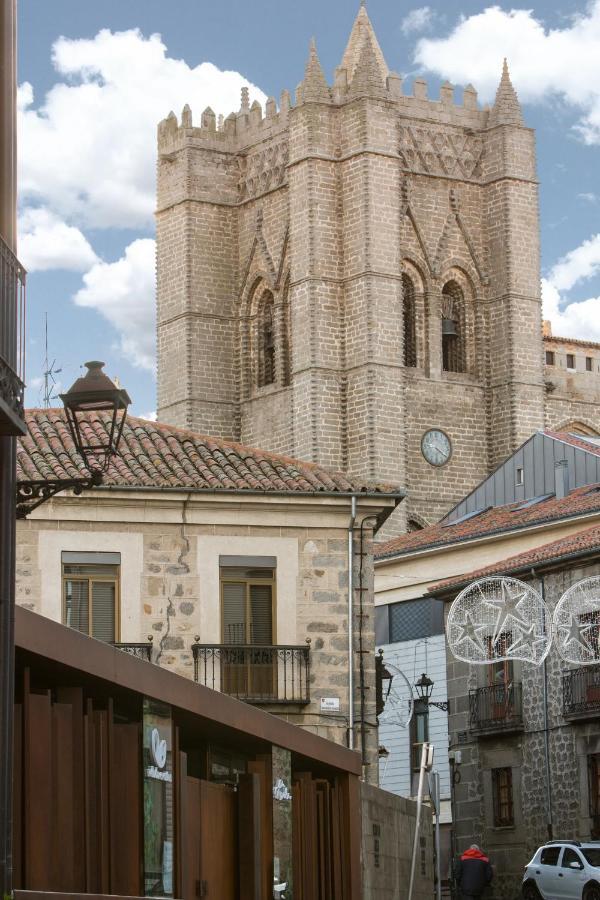 Apartamentos Turisticos Avila La Catedral 외부 사진