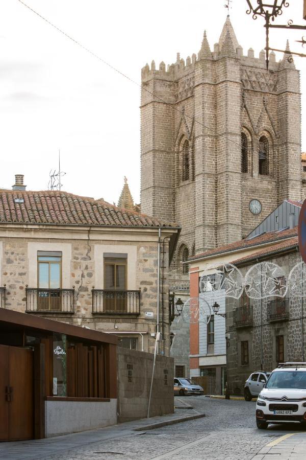 Apartamentos Turisticos Avila La Catedral 외부 사진